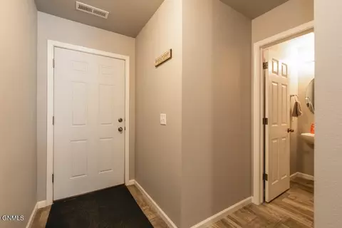 4723 Corvette St NW, Mandan, ND 58554 photo 9