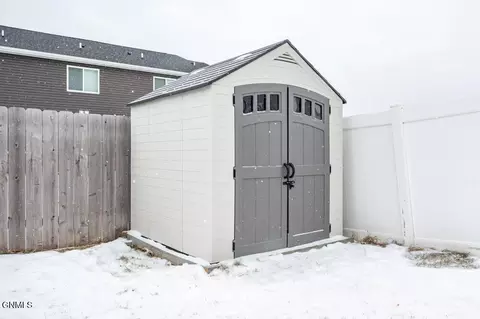 4723 Corvette St NW, Mandan, ND 58554 photo 20