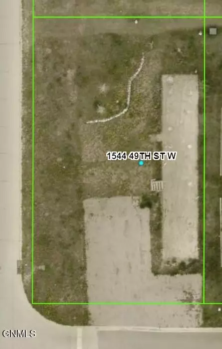 1544 49th St W, Williston, ND 58801