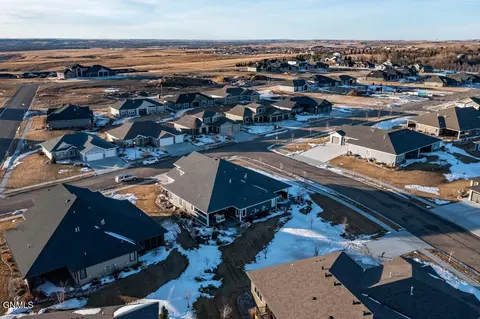 1416 Community Lp, Bismarck, ND 58503 photo 34