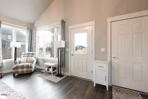 1416 Community Lp, Bismarck, ND 58503 photo 3