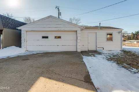 Other - 1405 Monte Dr NW, Mandan, ND 58554 photo 18 of 27