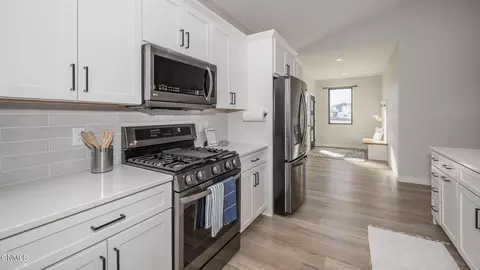 1109 Chippewa Loop NE, Mandan, ND 58554 photo 6