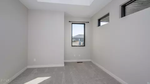 1109 Chippewa Loop NE, Mandan, ND 58554 photo 32