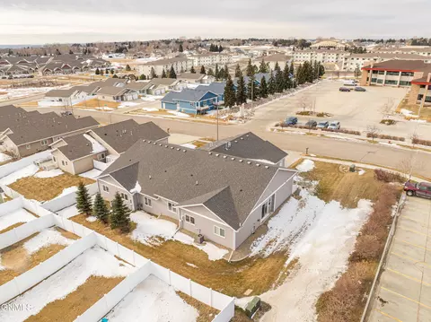View/Area - 4203 Boulder Ridge Rd, Bismarck, ND 58503 photo 8 of 8