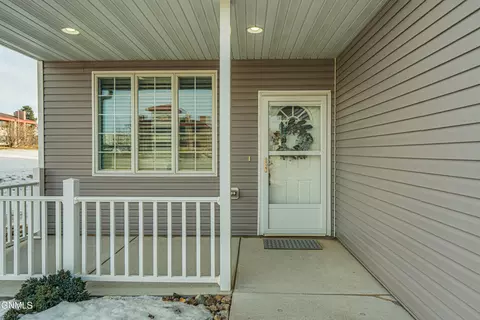 Exterior - 4203 Boulder Ridge Rd, Bismarck, ND 58503 photo 2 of 16