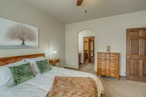 Bedroom - 4203 Boulder Ridge Rd, Bismarck, ND 58503 photo 3 of 5