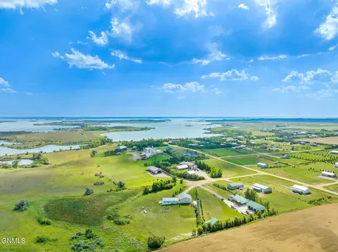3093 16r St NW, Coleharbor, ND 58531