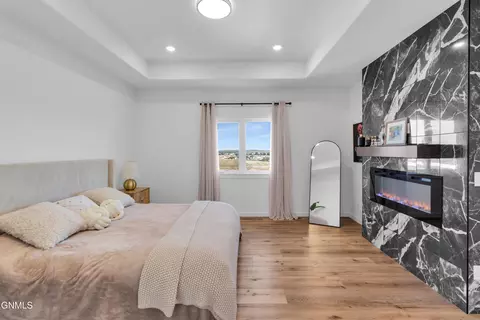 Bedroom - 234 Cobblestone Loop SW, Mandan, ND 58554 photo 1 of 13