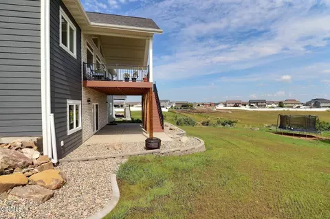 Exterior - 234 Cobblestone Loop SW, Mandan, ND 58554 photo 10 of 26
