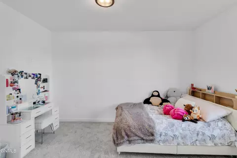 Bedroom - 234 Cobblestone Loop SW, Mandan, ND 58554 photo 12 of 13