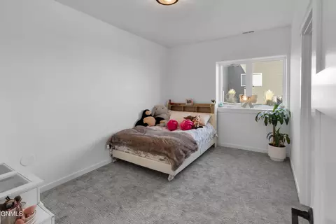 Bedroom - 234 Cobblestone Loop SW, Mandan, ND 58554 photo 13 of 13