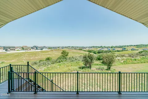 Exterior - 234 Cobblestone Loop SW, Mandan, ND 58554 photo 16 of 26