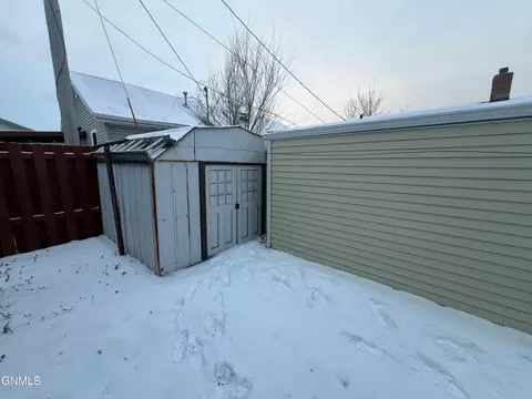 510 Collins Ave, Mandan, ND 58554 photo 10