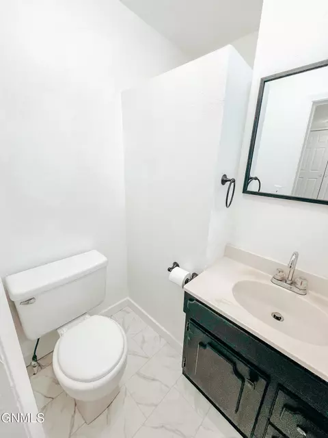 Bath - 614 3rd Ave W, Williston, ND 58801 photo 7 of 12