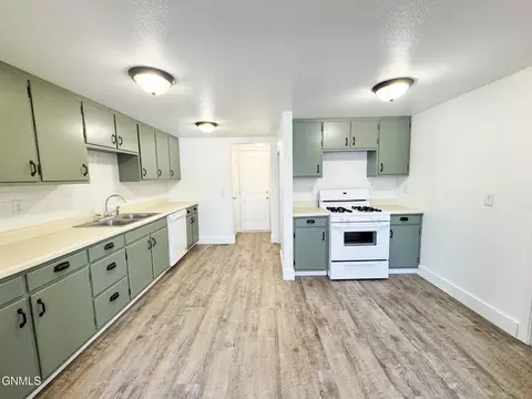 Kitchen - 614 3rd Ave W, Williston, ND 58801 photo 3 of 5