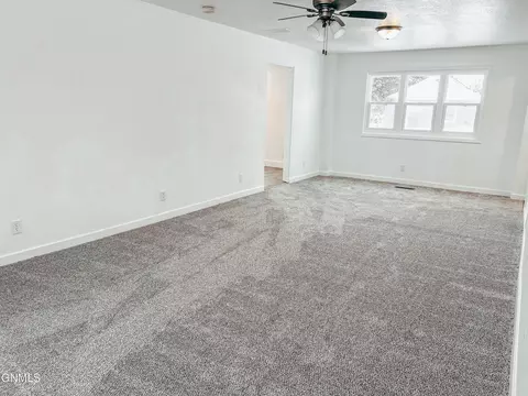 Living - 614 3rd Ave W, Williston, ND 58801 photo 2 of 4