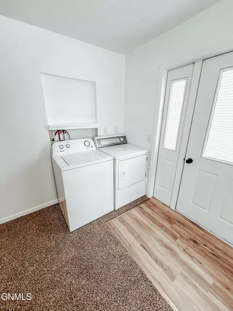Other - 614 3rd Ave W, Williston, ND 58801 photo 7 of 24