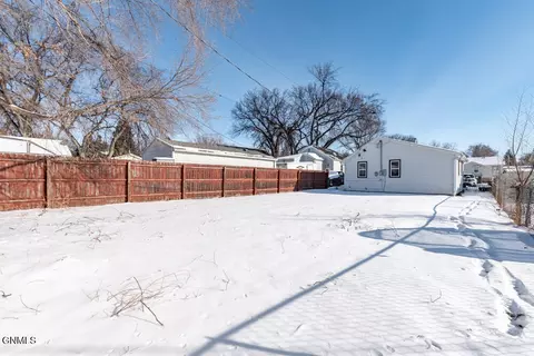 408 N 20th St, Bismarck, ND 58501 photo 22
