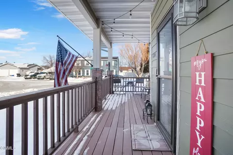 2114 18th Ave W, Williston, ND 58801 photo 5