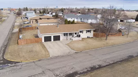 1401 1st Ave NE, Beulah, ND 58523