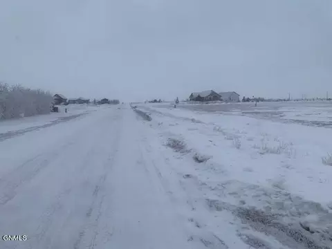 14071 Southview Dr, Williston, ND 58801 photo 5