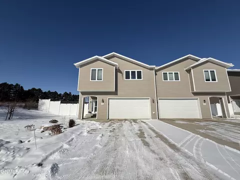Exterior - 1714 Calgary Loop, Bismarck, ND 58503 photo 3 of 3