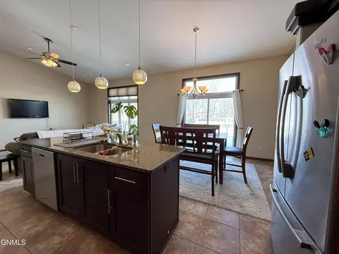Kitchen - 1714 Calgary Loop, Bismarck, ND 58503 photo 5 of 5