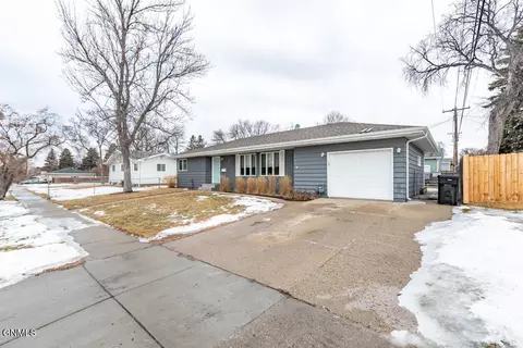 1808 Braman Ave, Bismarck, ND 58501 photo 2