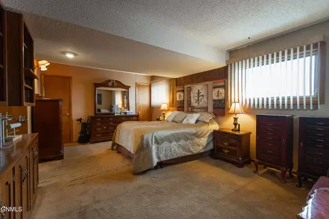 Bedroom - 1715 Divide Ave, Bismarck, ND 58501 photo 3 of 3
