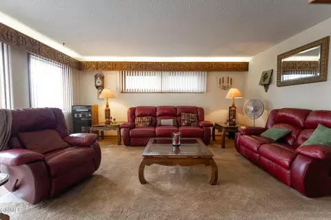 Living - 1715 Divide Ave, Bismarck, ND 58501 photo 2 of 5