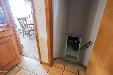 Entry Way - 1715 Divide Ave, Bismarck, ND 58501 photo 6 of 6