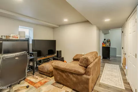 516 14th St S, Bismarck, ND 58504 photo 23