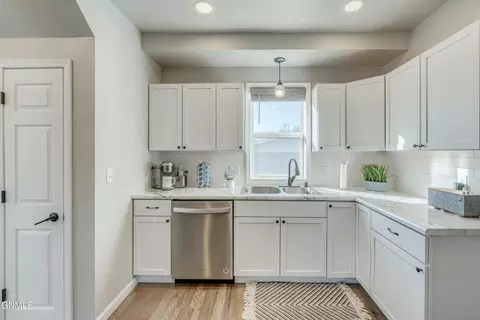 516 14th St S, Bismarck, ND 58504 photo 16