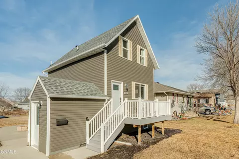 516 14th St S, Bismarck, ND 58504 photo 31