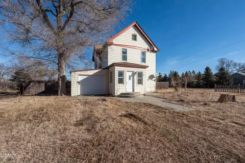 214 Cliff St, Gladstone, ND 58630