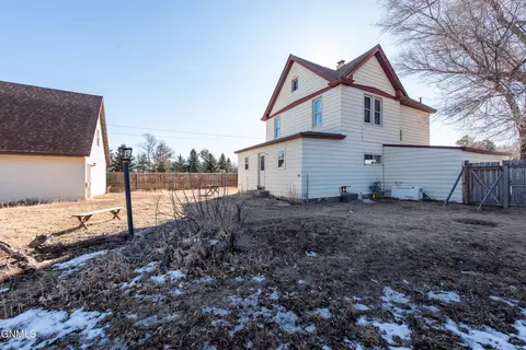 214 Cliff St, Gladstone, ND 58630 photo 57