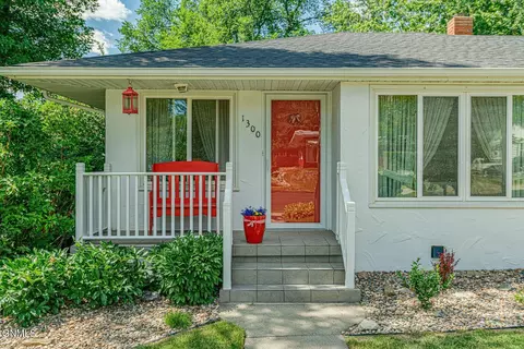 Exterior - 1300 Mohawk St, Bismarck, ND 58501 photo 1 of 5