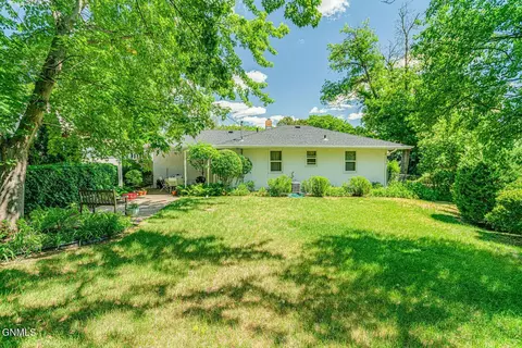 Exterior - 1300 Mohawk St, Bismarck, ND 58501 photo 5 of 5
