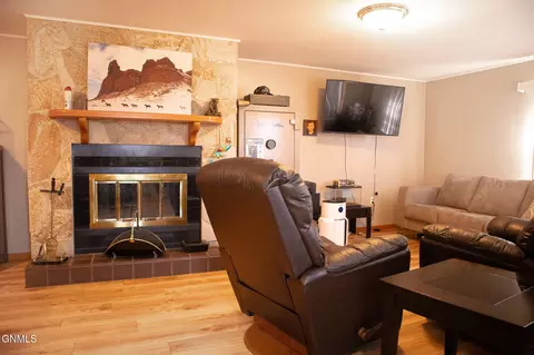 Living - 511 3rd St E, Napoleon, ND 58561 photo 1 of 1