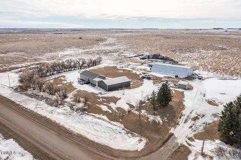 2042 7th St NW, Turtle Lake, ND 58575