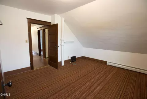Bedroom - 105 2nd Ave NW, Garrison, ND 58540 photo 11 of 26