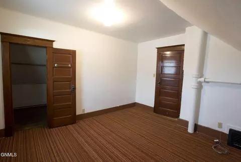 Bedroom - 105 2nd Ave NW, Garrison, ND 58540 photo 10 of 26