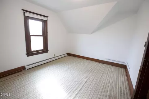 Bedroom - 105 2nd Ave NW, Garrison, ND 58540 photo 16 of 26