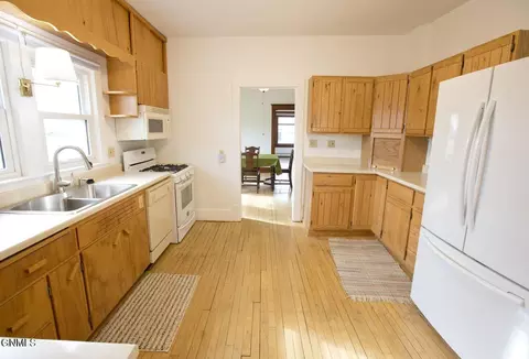 Kitchen - 105 2nd Ave NW, Garrison, ND 58540 photo 5 of 7