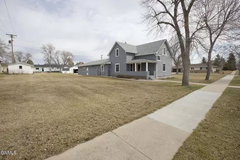 Other - 105 2nd Ave NW, Garrison, ND 58540 photo 2 of 19
