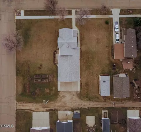 View/Area - 105 2nd Ave NW, Garrison, ND 58540 photo 2 of 2
