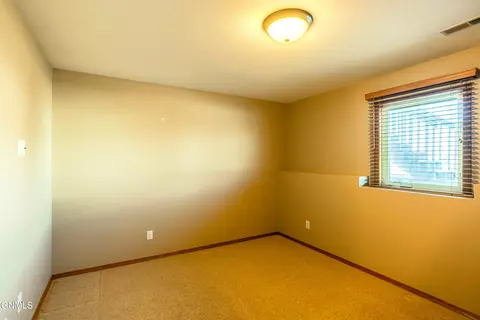 Bedroom - 4406 Chamberlain Dr, Bismarck, ND 58503 photo 8 of 12