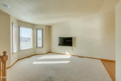 Living - 4406 Chamberlain Dr, Bismarck, ND 58503 photo 1 of 3