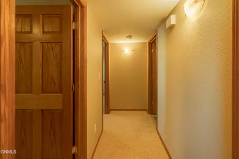 Entry Way - 4406 Chamberlain Dr, Bismarck, ND 58503 photo 6 of 7